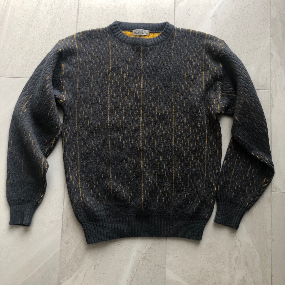 Unisex Cozy Sweater